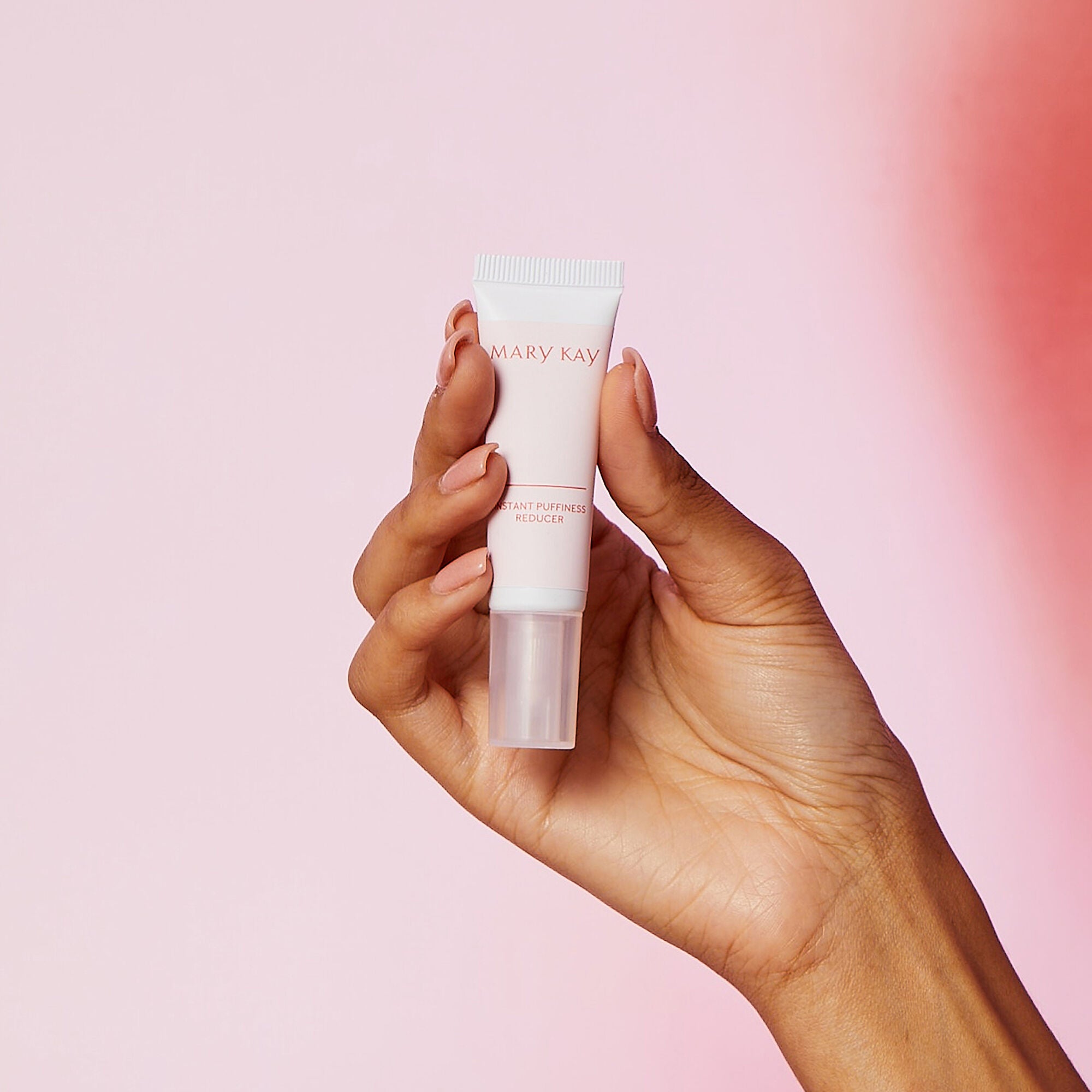 Instant Undereye Puffiness Reducer